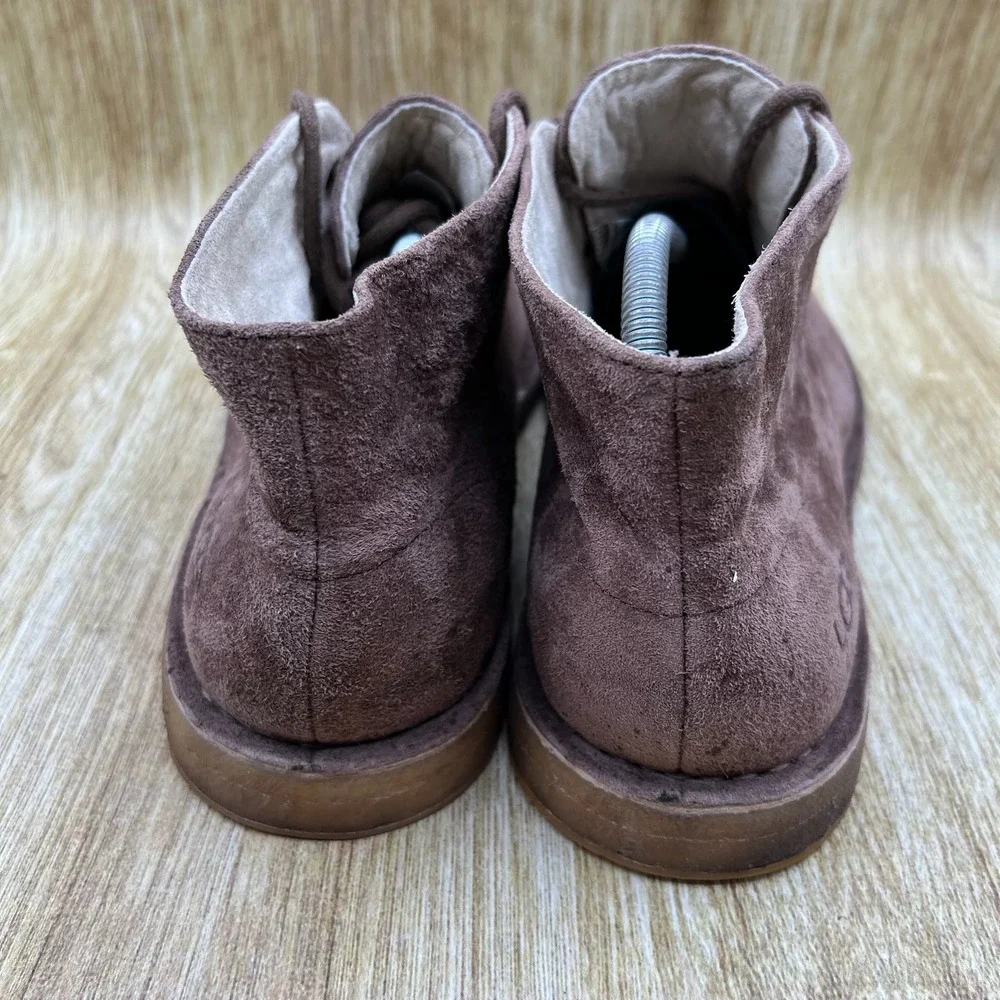 UGG Leighton Chukka Boots Men's Size 10 Brown Suede Sheepskin Lined 1005487